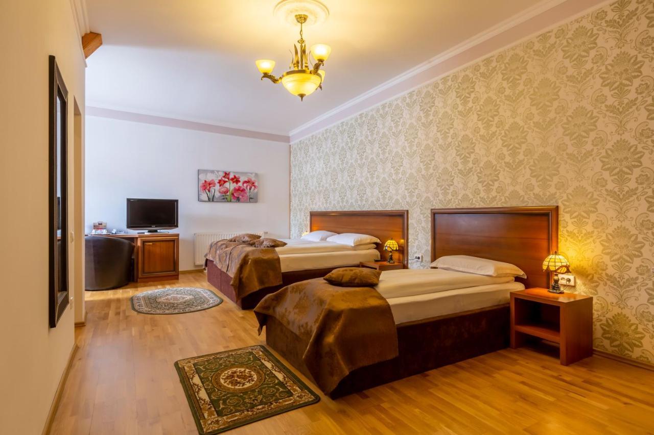 Hotel Bulevard Sighişoara Eksteriør billede